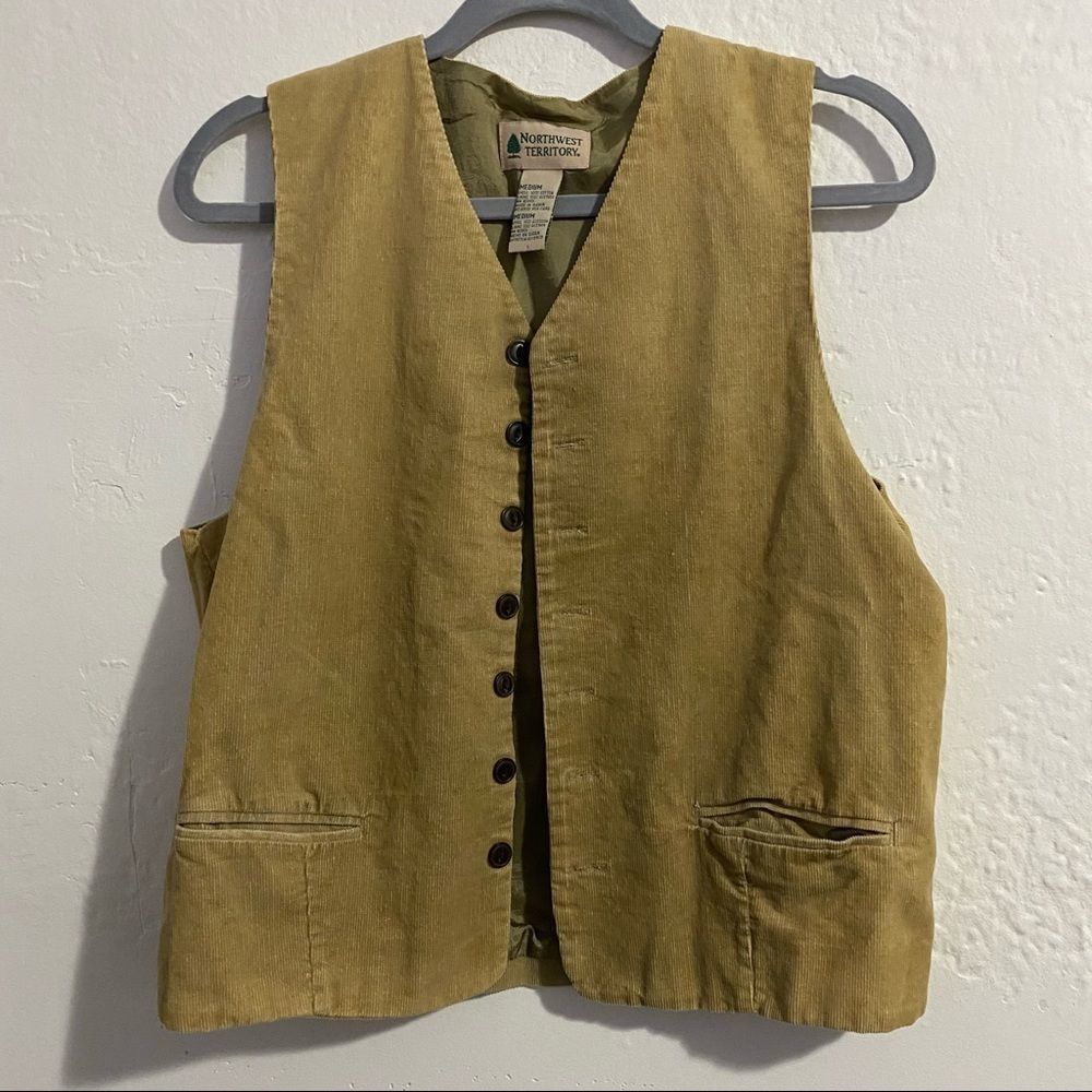 NWOT Northwest territory corduroy vest